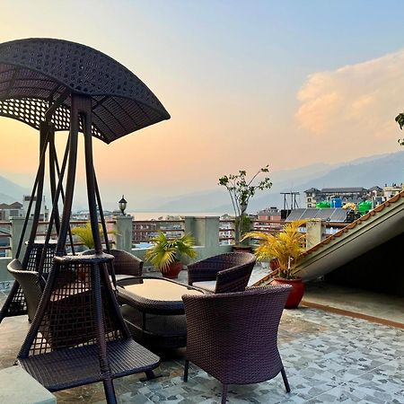 Mount View Pokhara Hotel Bagian luar foto